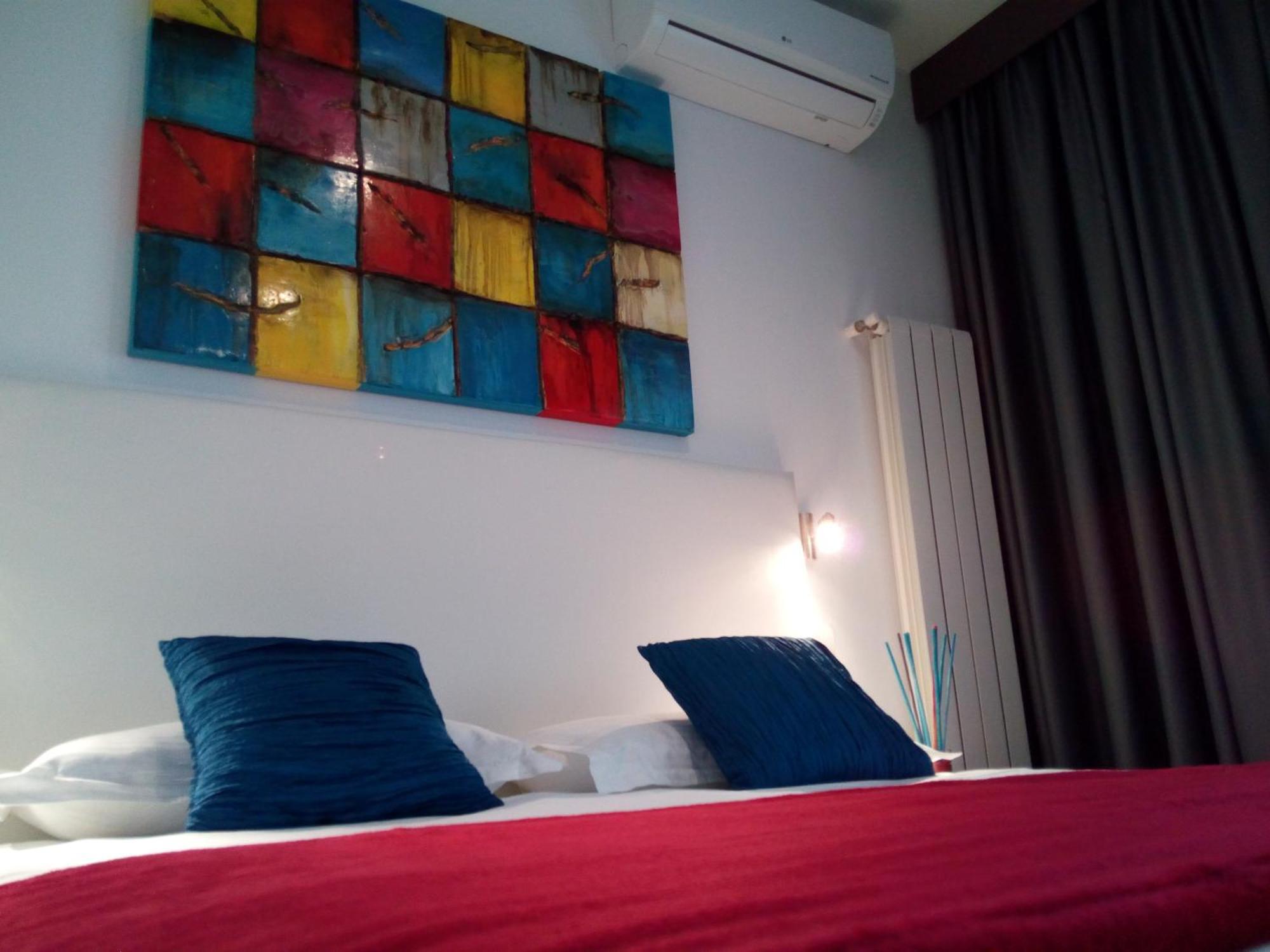 Living Aparthotel Bucarest Habitación foto