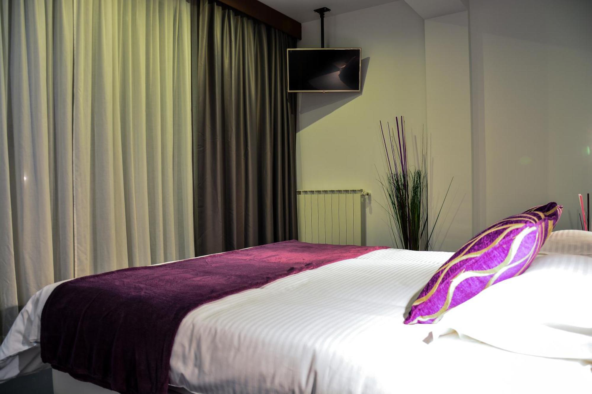 Living Aparthotel Bucarest Habitación foto